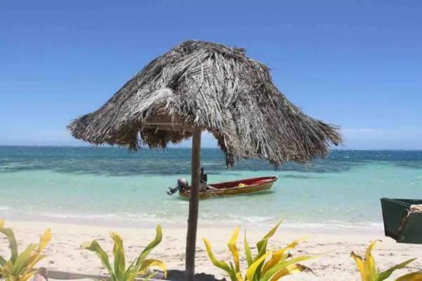 Mana Lagoon Backpackers Βίλα Εξωτερικό φωτογραφία
