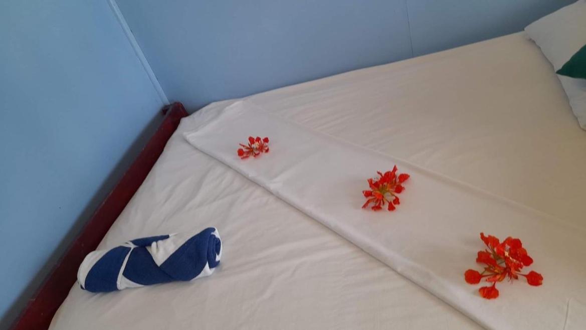 Mana Lagoon Backpackers Βίλα Εξωτερικό φωτογραφία